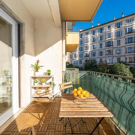 Modern, Bright, And Cozy * Nice